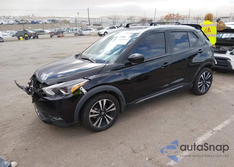 2020 Nissan Kicks Sr Xtronic Cvt z USA, uszkodzony, nr VIN 3N1CP5DV4LL491128